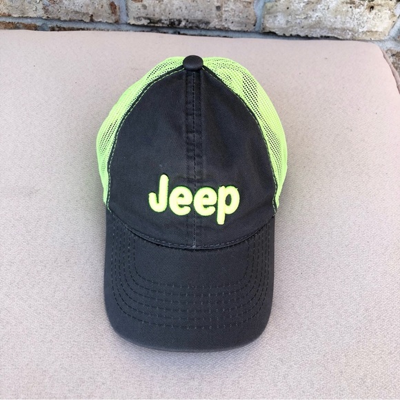 Jeep Cotton Nylon Mesh Gray Green Embroidered Adjustable Trucker Snapback Hat - Picture 3 of 9
